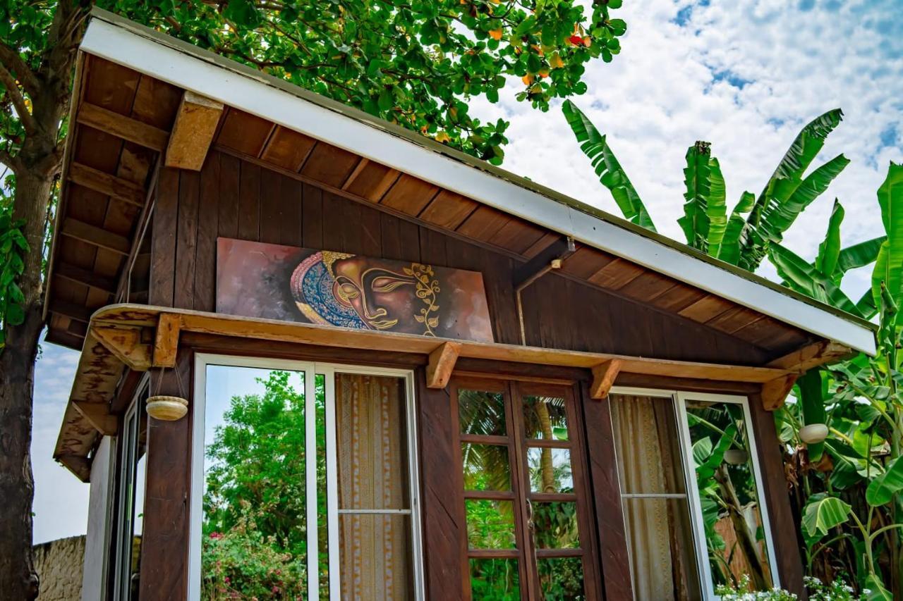 Kokrobite Gardens Restaurant And Guest House Εξωτερικό φωτογραφία