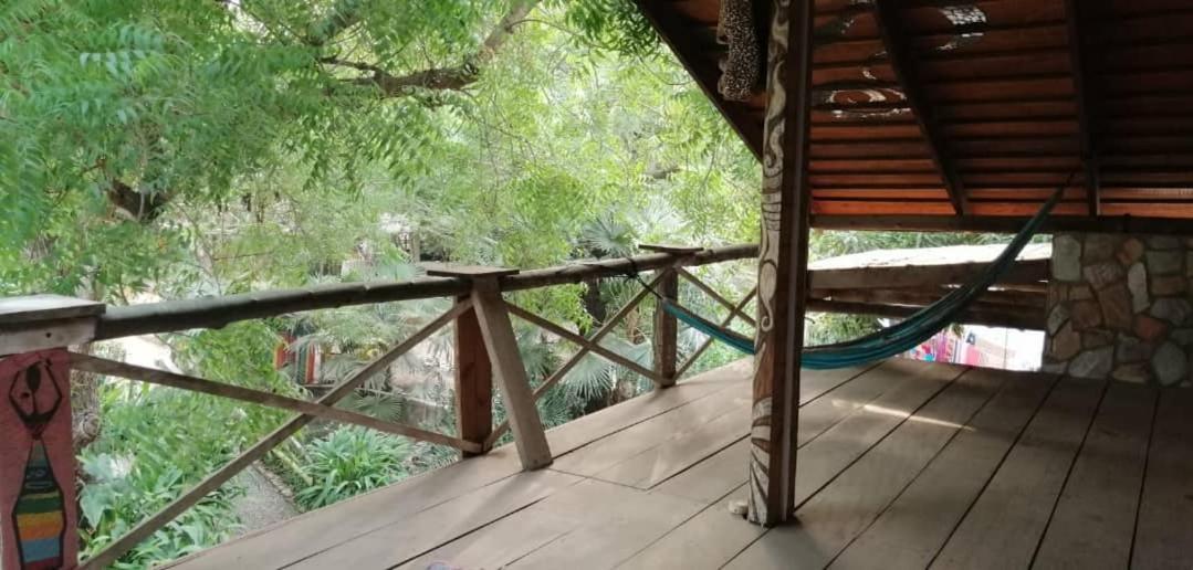 Kokrobite Gardens Restaurant And Guest House Εξωτερικό φωτογραφία